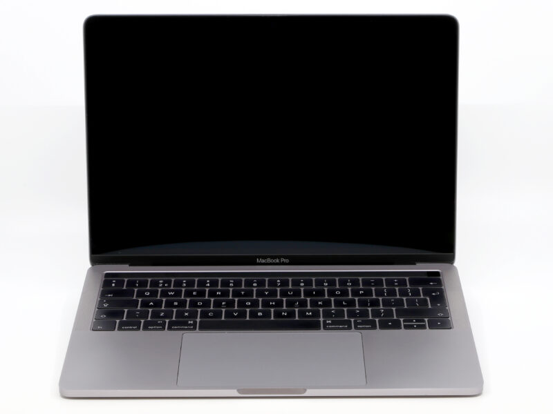 Apple MacBook Pro (13" 2017, 4 TBT3) i5/8gb/256gb/touchbar
