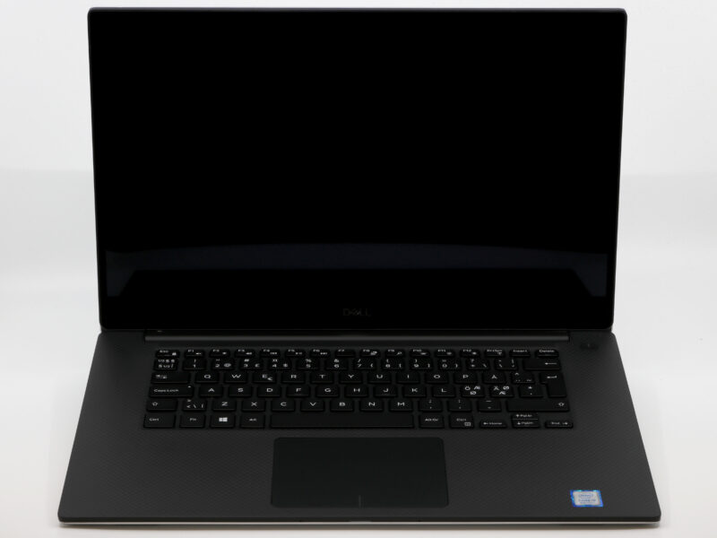 Dell Precision 5530 15.6" i9/32GB/1TB/QuadroP2000