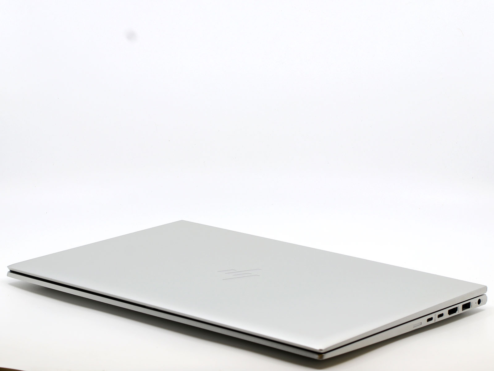 HP EliteBook 855 G8 15.6" Ryzen3/16gb/256gb - Image 3